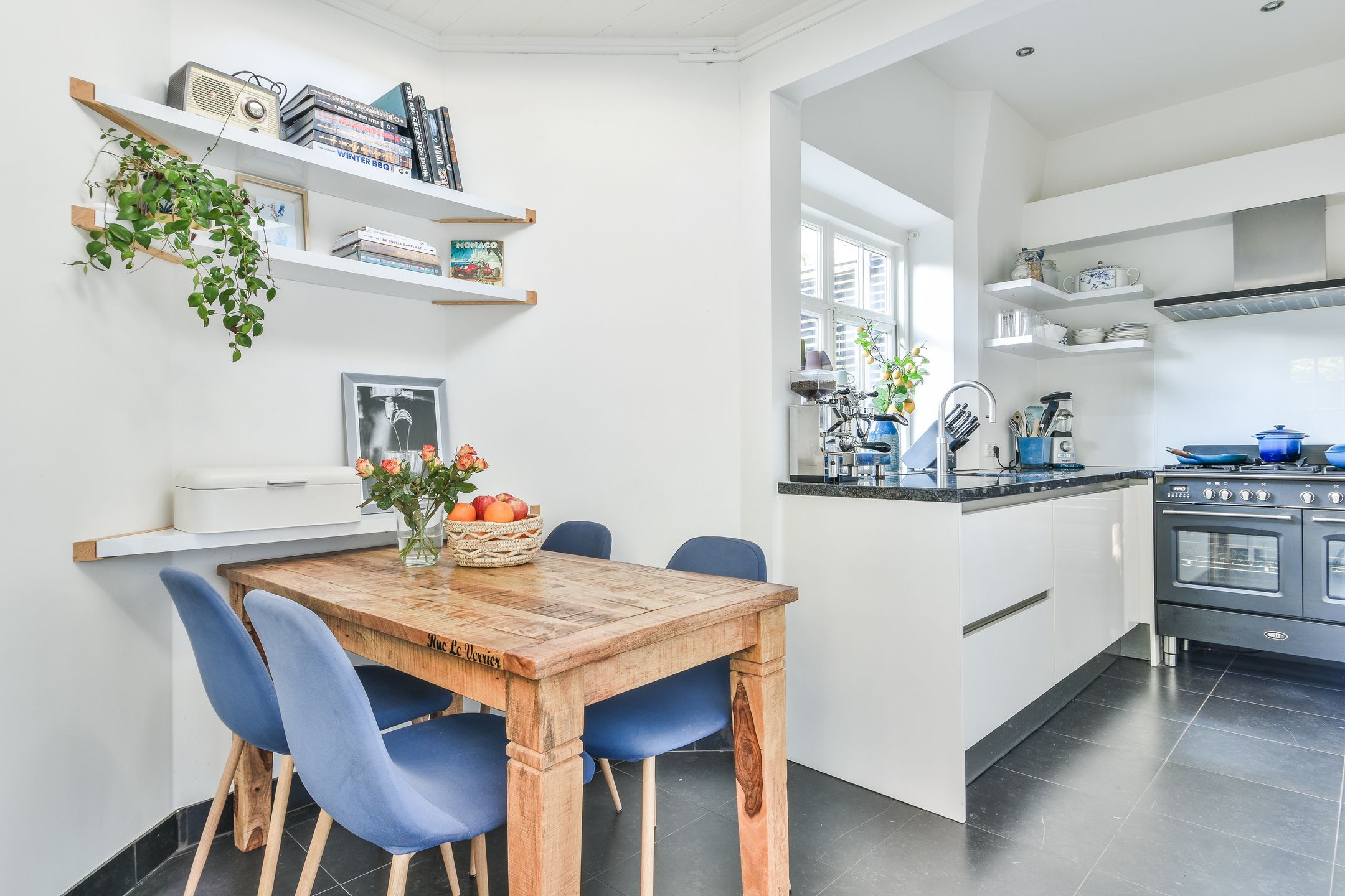 Photo 15 of Koningslaan 21-A