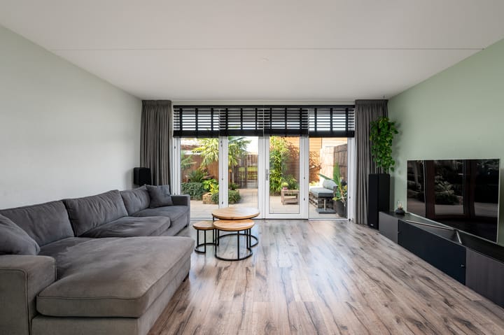 Foto 10 van Bosgouw 318