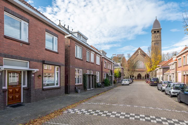 Foto 3 van St Theresiastraat 21