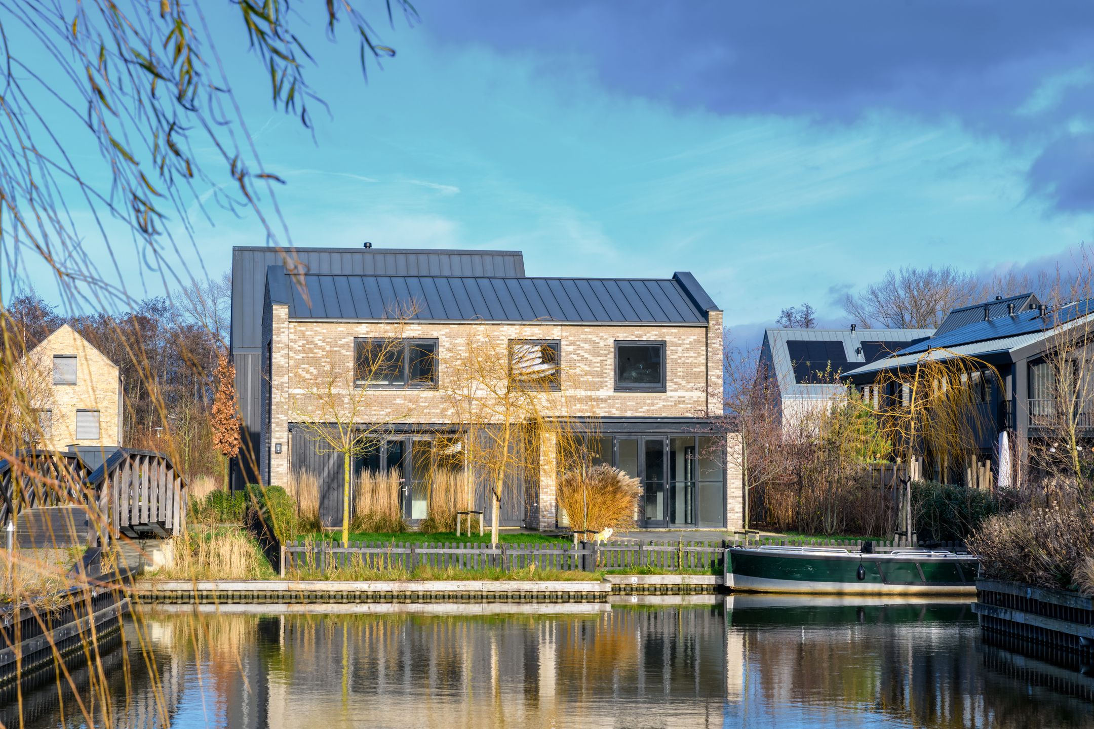 Buying a house in The Netherlands., Groene kikker 2