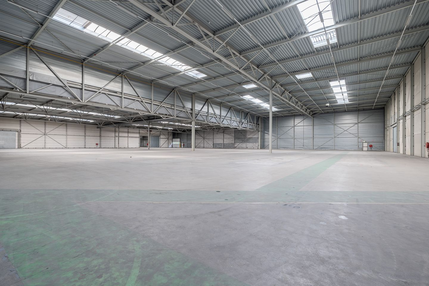 View photo 4 of Hanzeweg 19