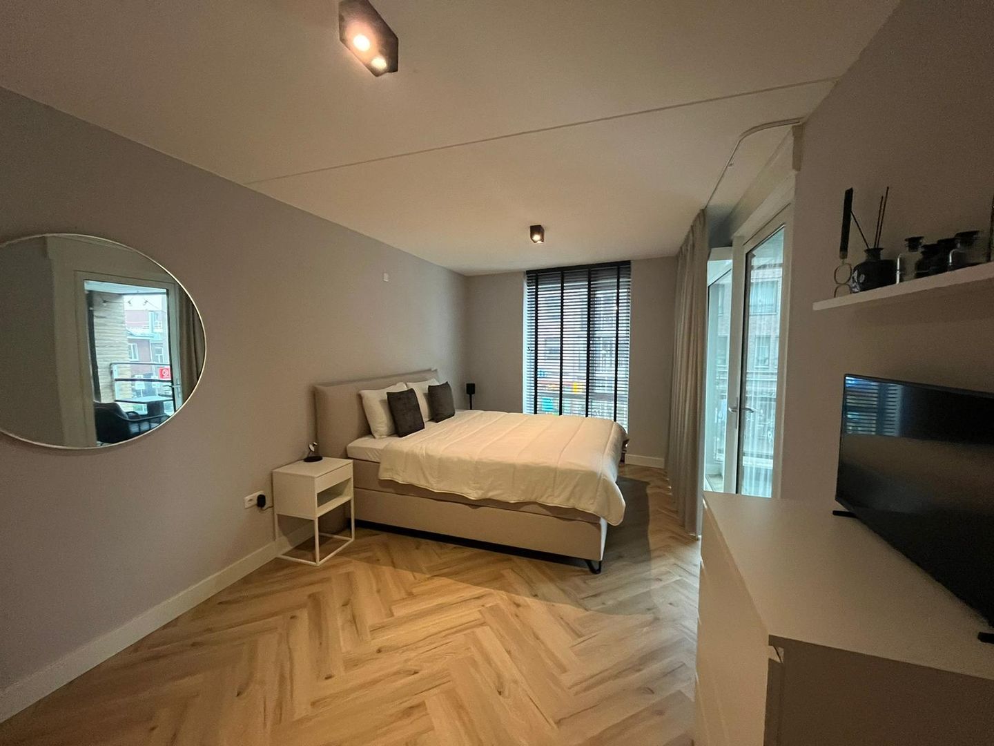 Foto 5 van Piusplein 28-02