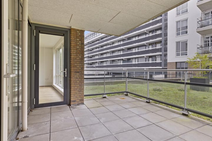 Foto 5 van Piusplein 28-03