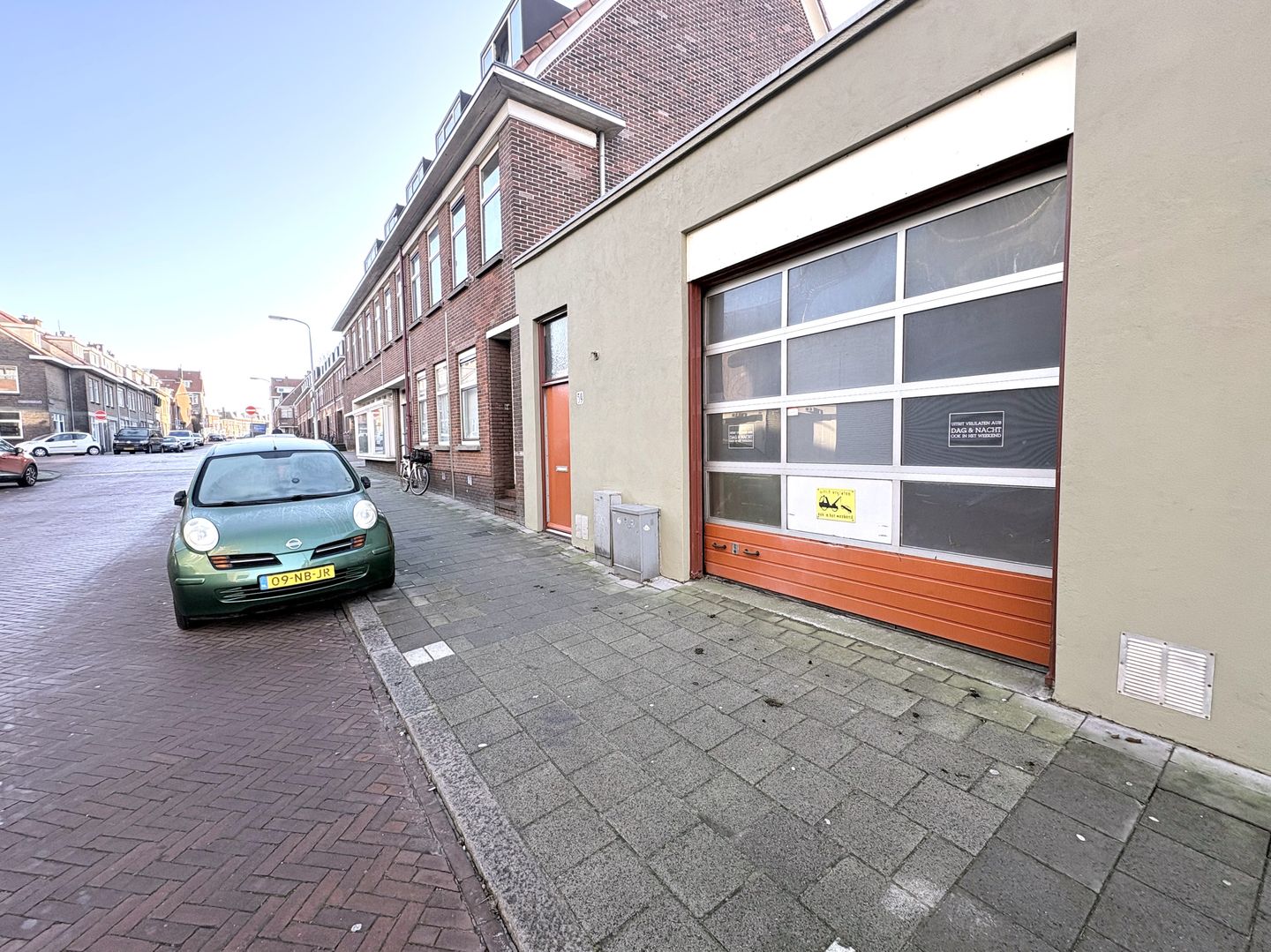 View photo 2 of Datheenstraat 59