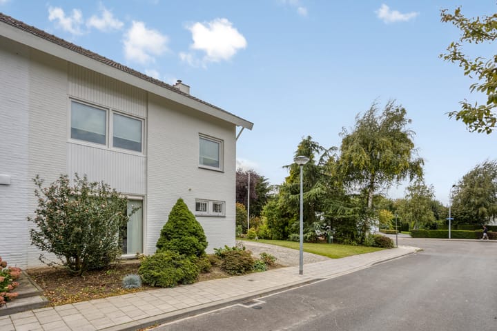 Photo 34 of Dauphinélaan 23