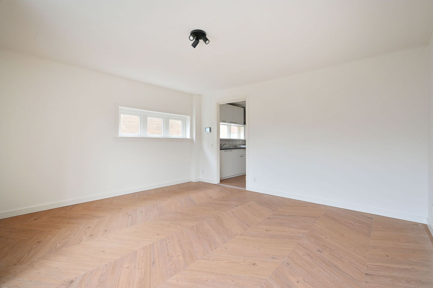 Foto 4 van Vaartweg 27-B
