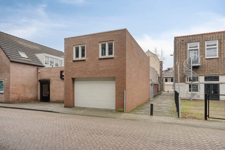 Foto 48 van Molenstraat 203