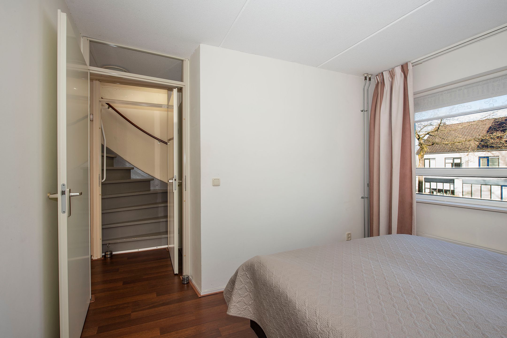 Foto 15 van Londenstraat 96