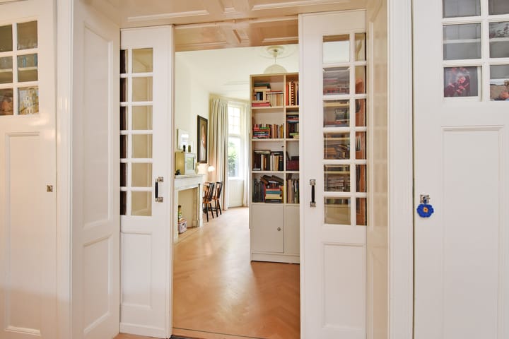 Foto 16 van Van Beverningkstraat 122