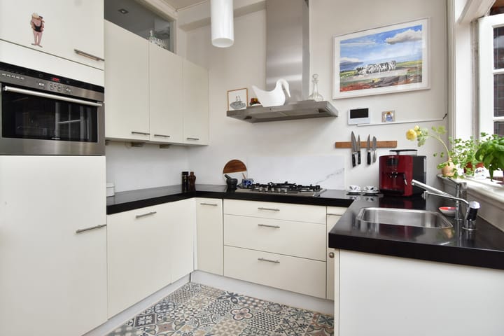 Foto 30 van Van Beverningkstraat 122