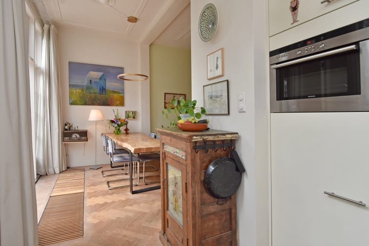 Foto 32 van Van Beverningkstraat 122