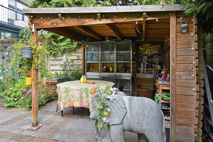 Foto 46 van Van Beverningkstraat 122