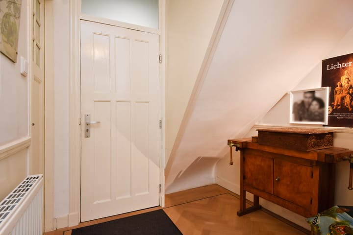 Foto 63 van Van Beverningkstraat 122