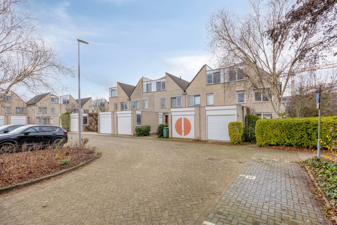 Photo 8 of Dokter Perquinstraat 17