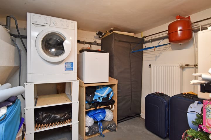 Foto 68 van Van Beverningkstraat 122