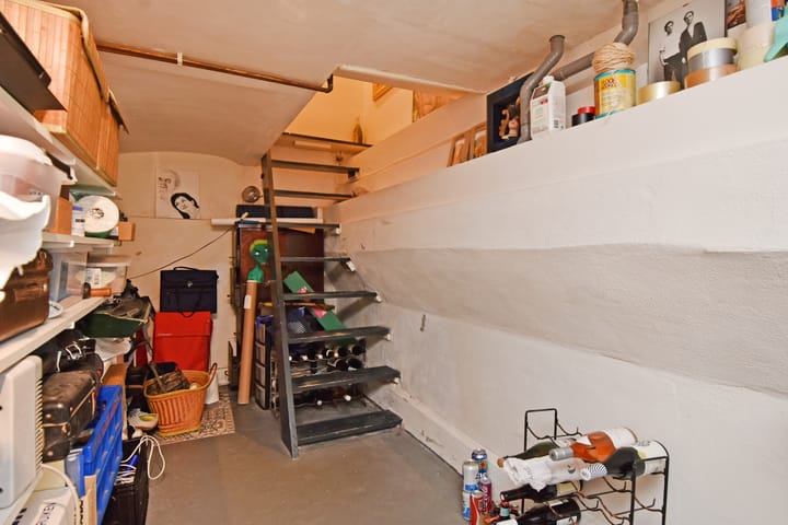 Foto 69 van Van Beverningkstraat 122