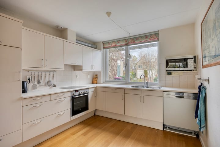 Foto 27 van Dokter Perquinstraat 17