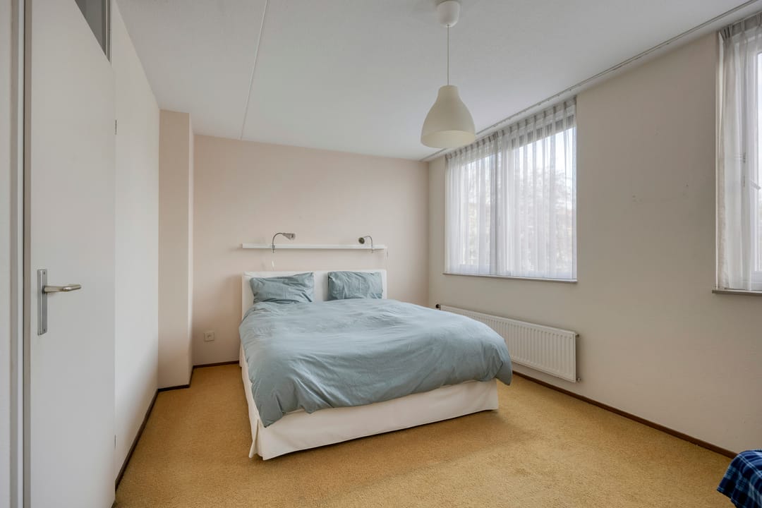 Photo 32 of Dokter Perquinstraat 17