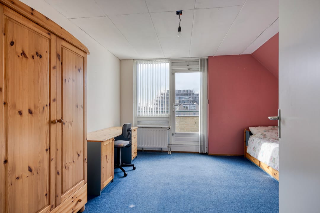 Photo 52 of Dokter Perquinstraat 17