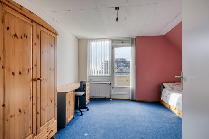 Foto 52 van Dokter Perquinstraat 17