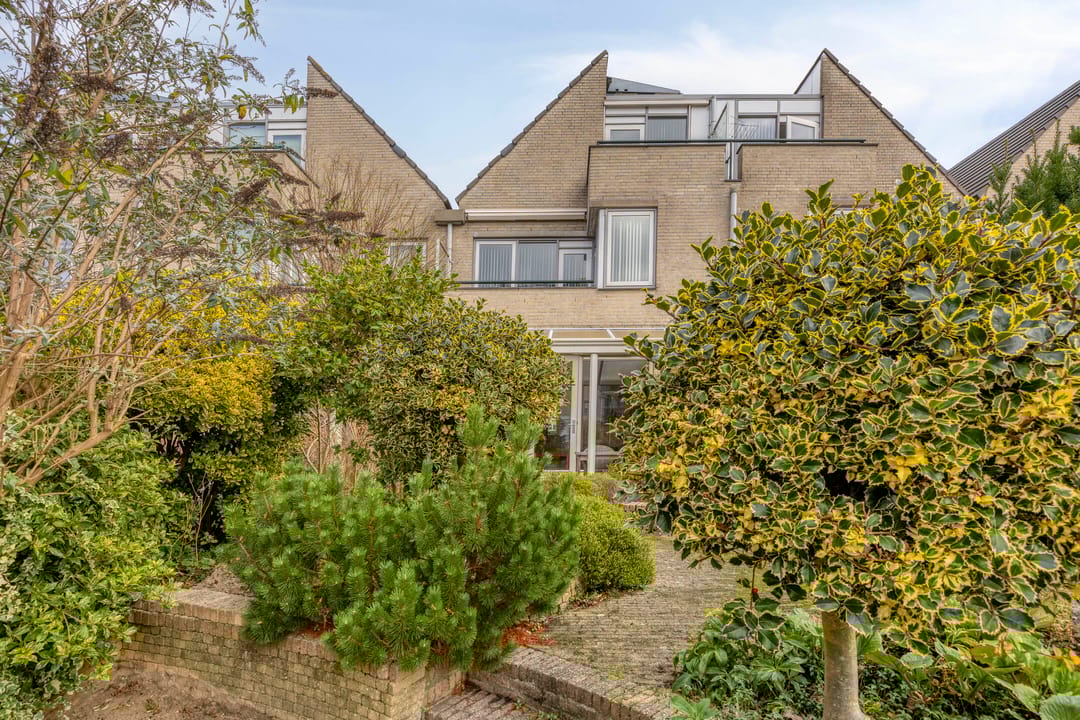 Photo 61 of Dokter Perquinstraat 17