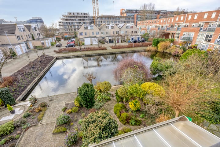 Foto 75 van Dokter Perquinstraat 17