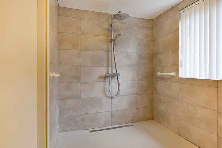 Foto 19 van Heuvelwijkstraat 12