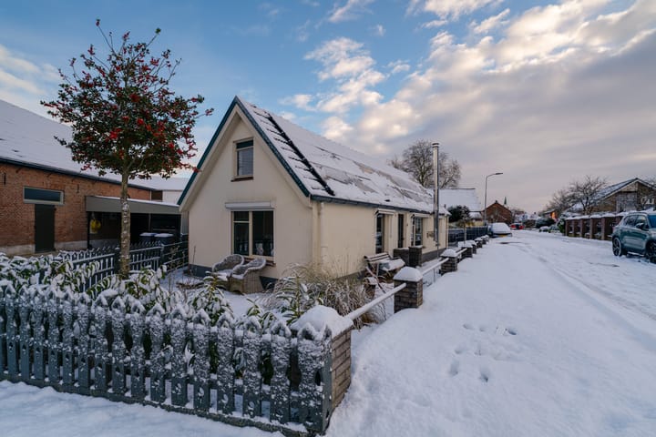 Foto 2 van Oude Rijnstraat 4