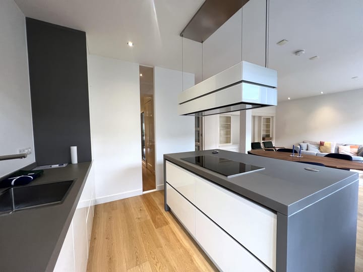 Photo 18 of Courbetstraat 17-2