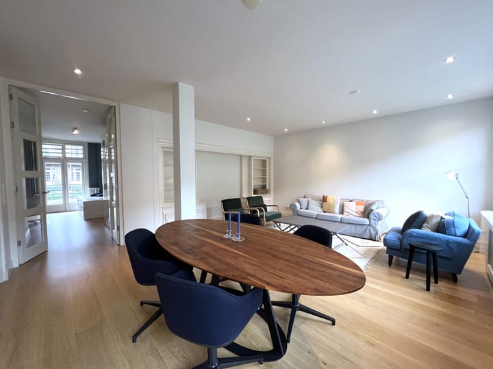 Photo 13 of Courbetstraat 17-2