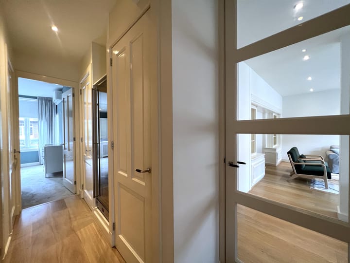 Photo 22 of Courbetstraat 17-2