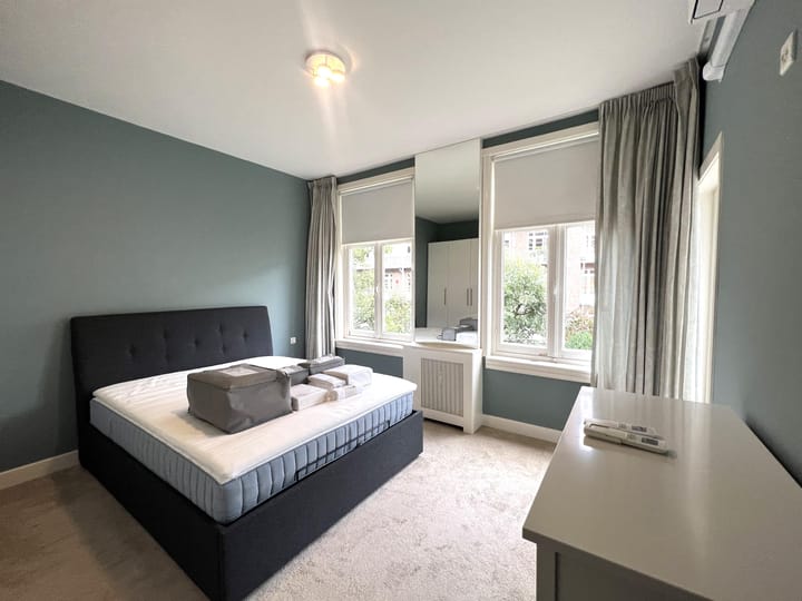 Photo 23 of Courbetstraat 17-2