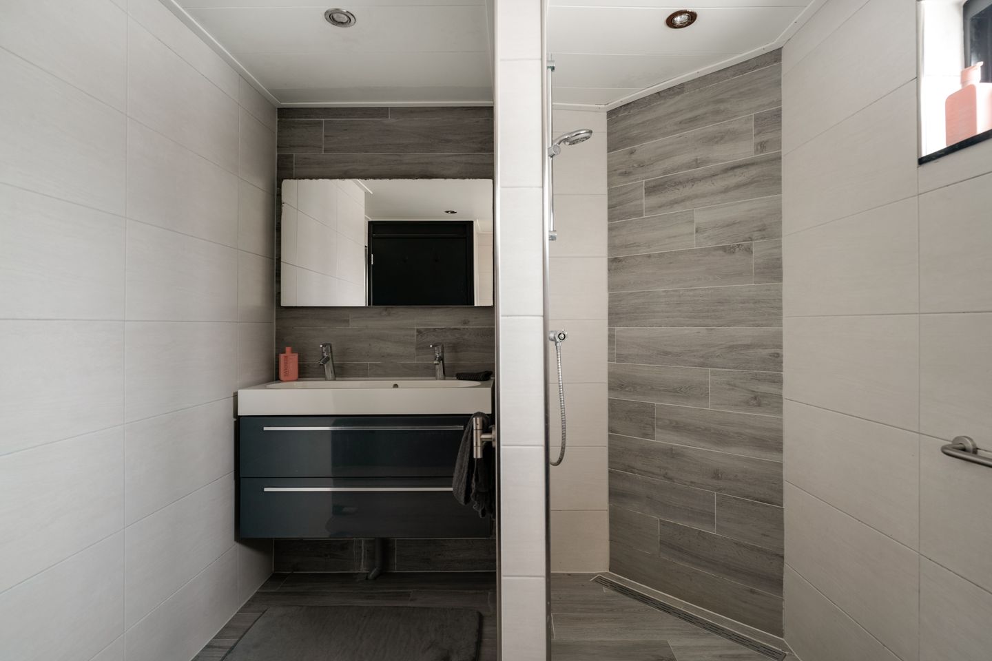 Foto 29 van Oude Rijnstraat 4