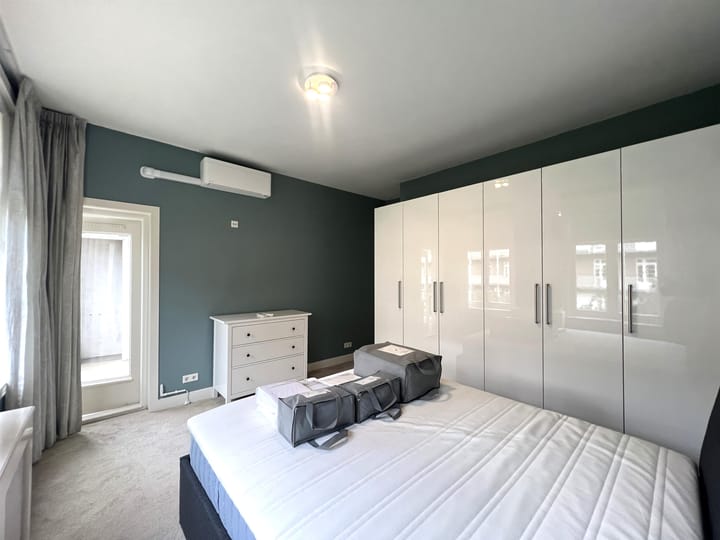 Photo 27 of Courbetstraat 17-2