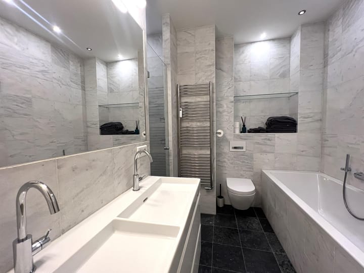 Photo 29 of Courbetstraat 17-2