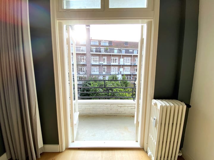 Photo 39 of Courbetstraat 17-2