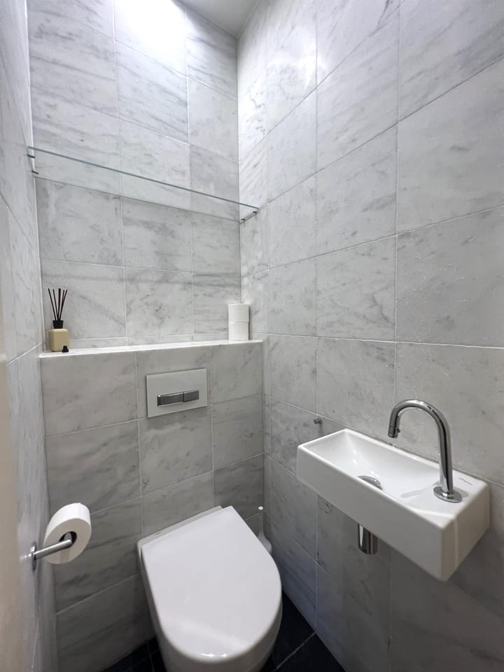 Photo 42 of Courbetstraat 17-2