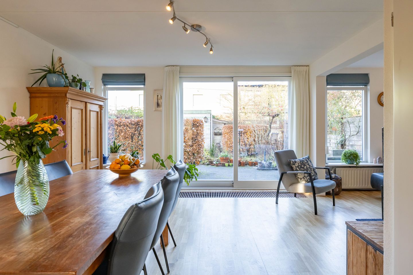 Photo 20 of Kromhoutstraat 15-A