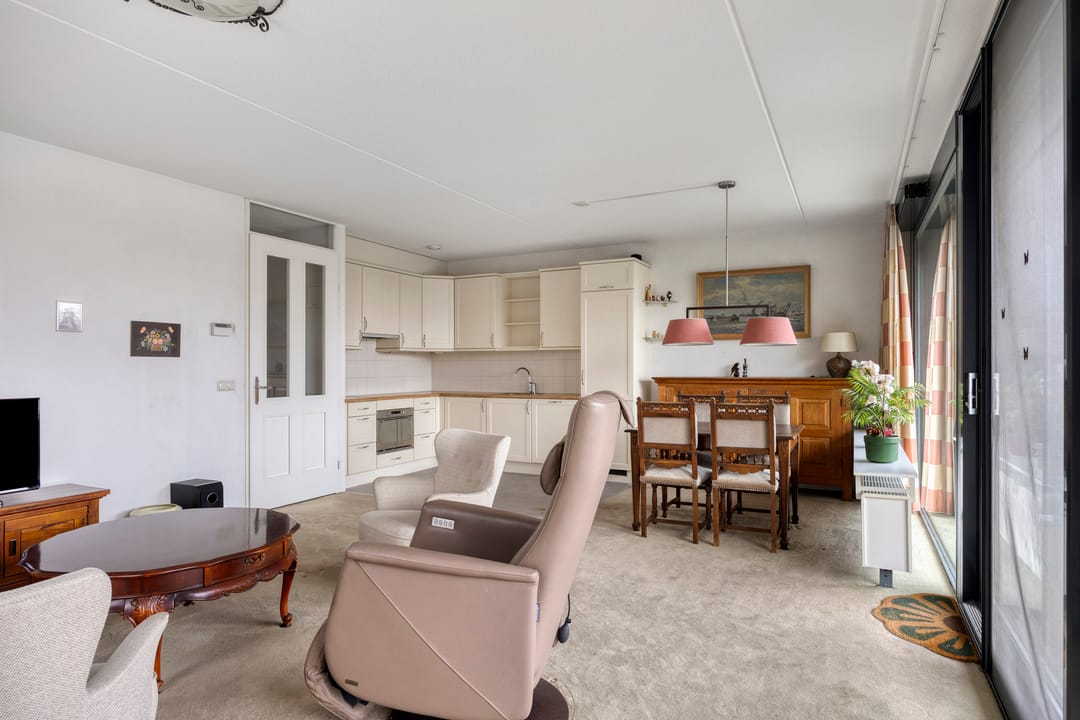 Foto 8 van Waterlelie 62