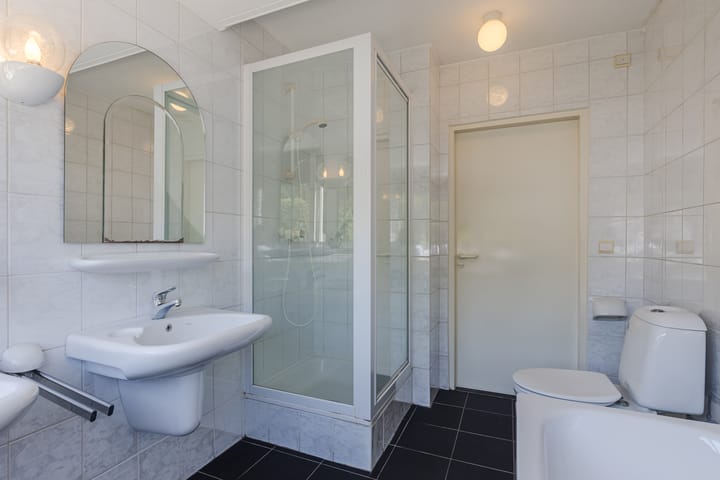 Foto 19 van Lennondreef 33