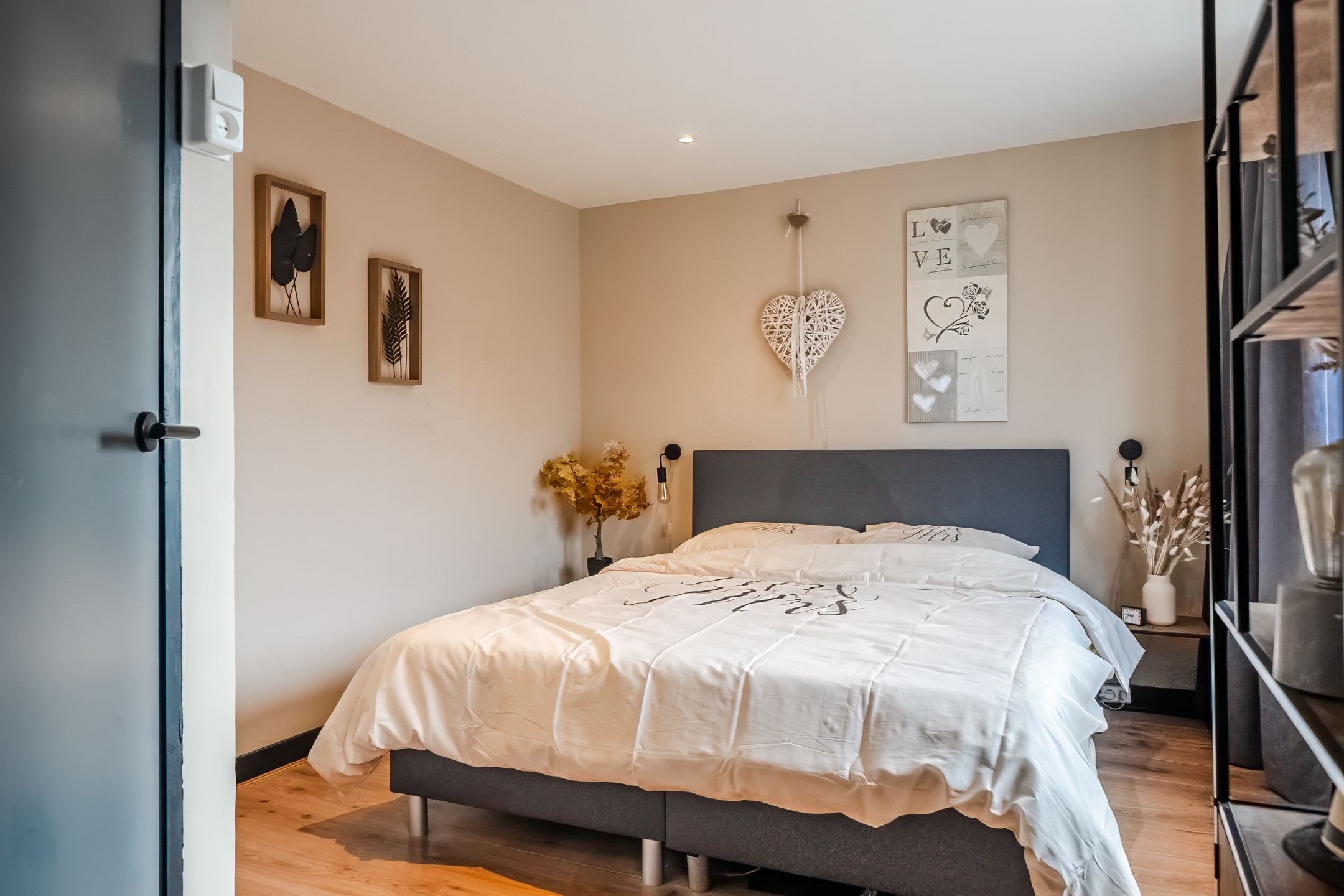 Foto 15 van Ooievaarstraat 25