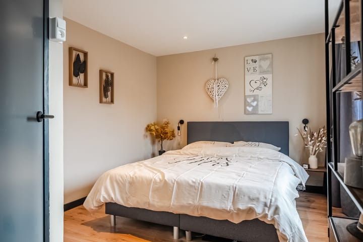 Foto 15 van Ooievaarstraat 25