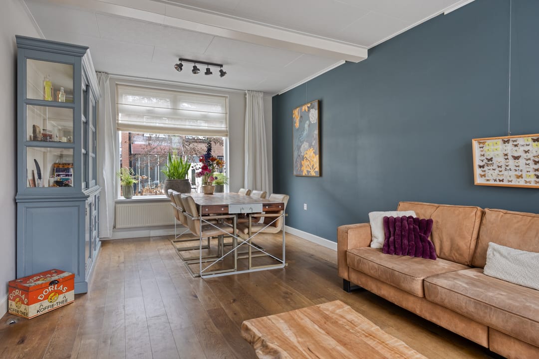 Photo 8 of Beatrixstraat 12