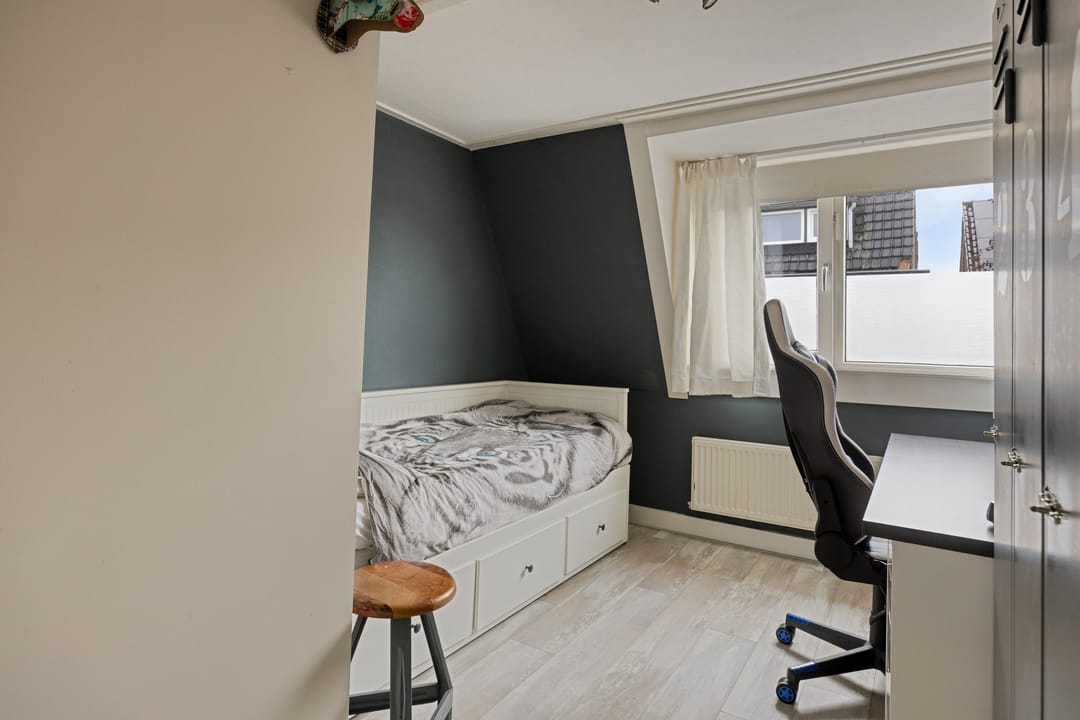 Photo 22 of Beatrixstraat 12