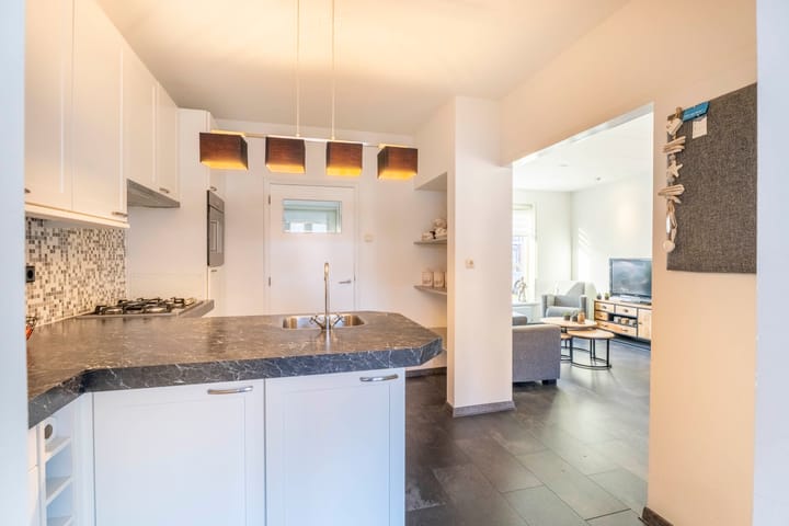 Foto 8 van Marinus Poststraat 32