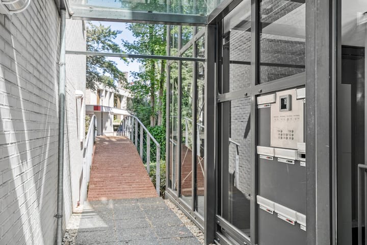 Foto 2 van Amphion 102