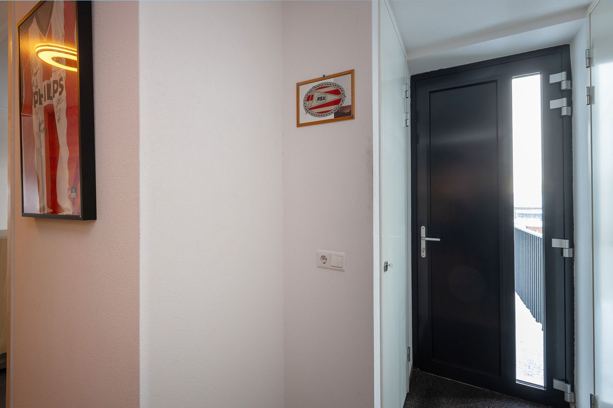 Photo 3 of Brink 6-F