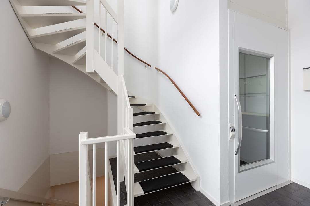 Photo 26 of Brink 6-F