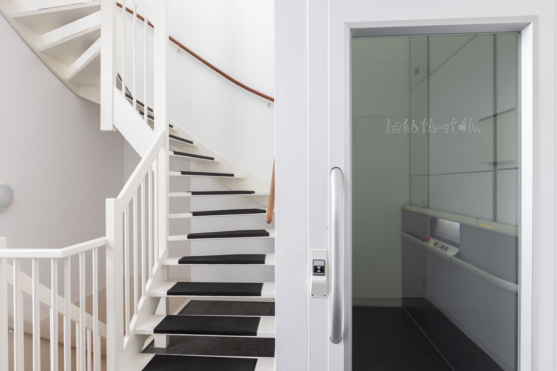 Photo 27 of Brink 6-F