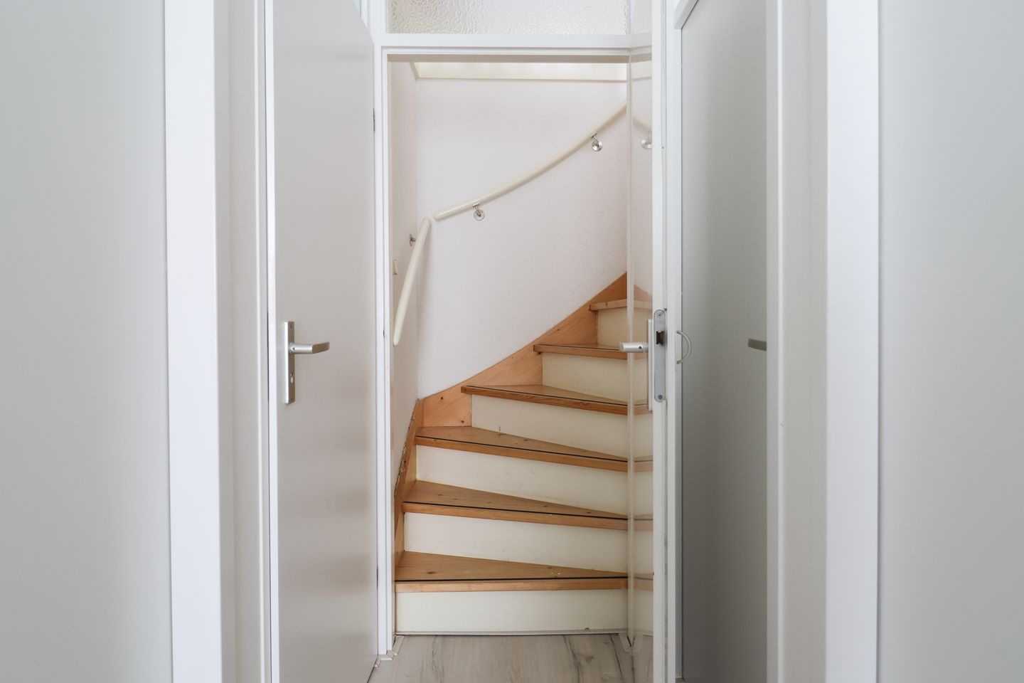 Photo 55 of Beckrypleane 25